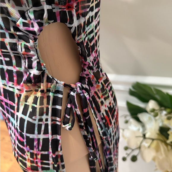 Multicolor Long Sleeve Swim Coverup - Picture 5 of 5